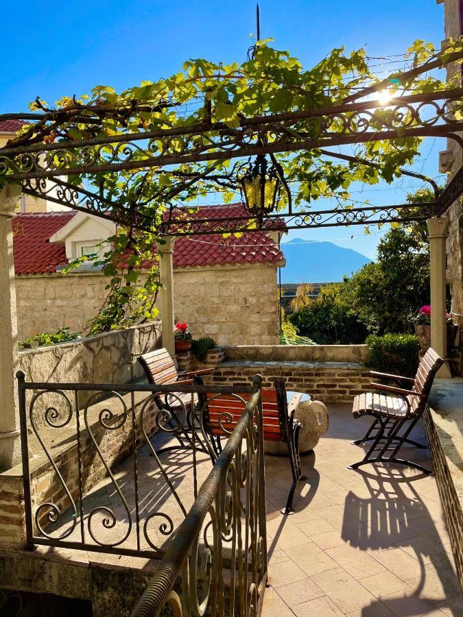 Old Town House With Private Garden Lejlighed Budva Eksteriør billede